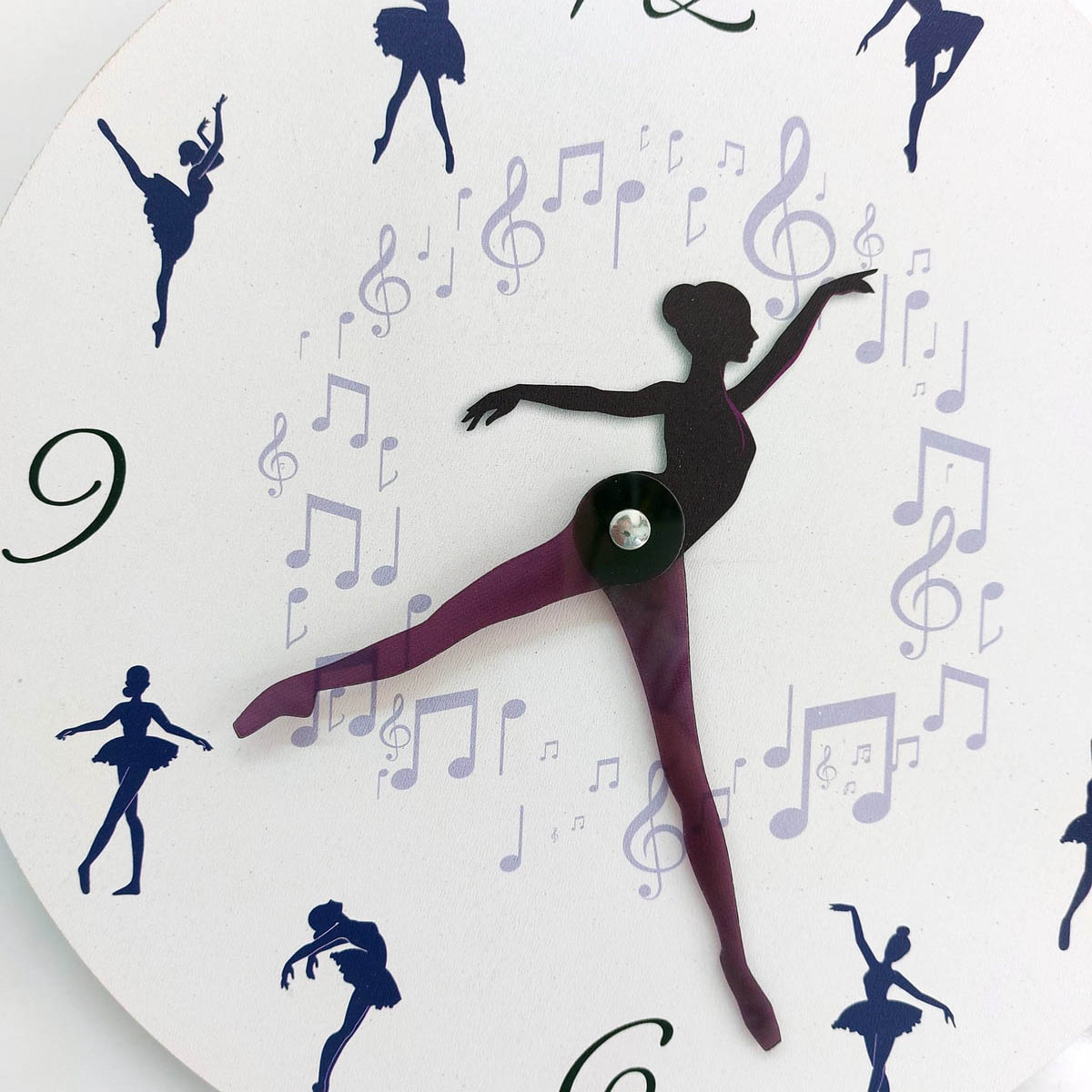 Dekoratif Modern Tasarım Dansçı Balerin Ahşap Duvar Saati