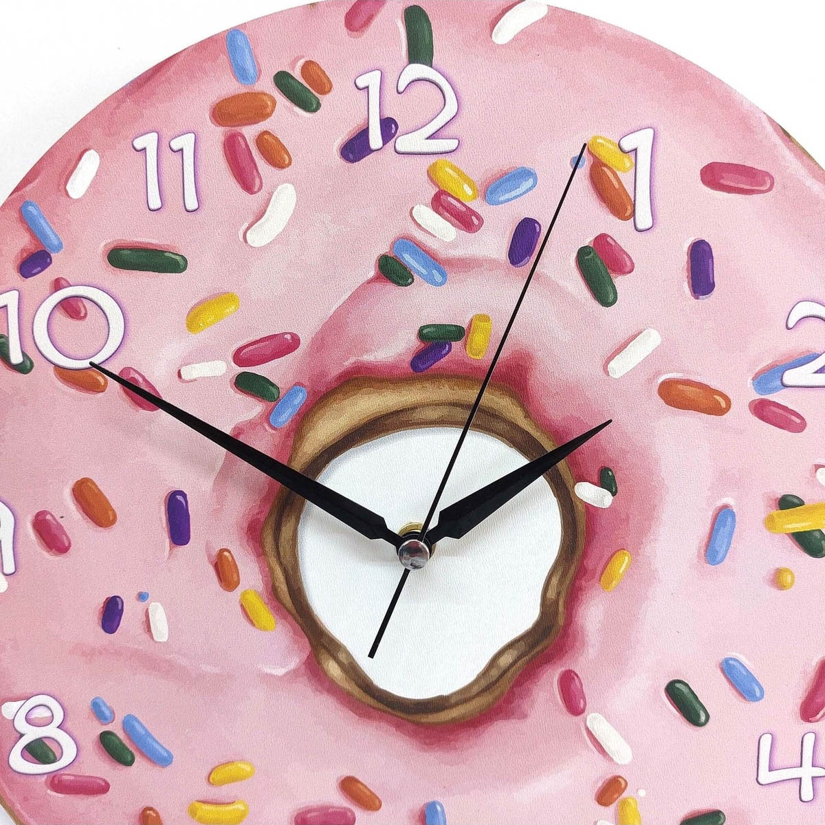 Dekoratif Pembe Donut Yuvarlak Ahşap Duvar Saati