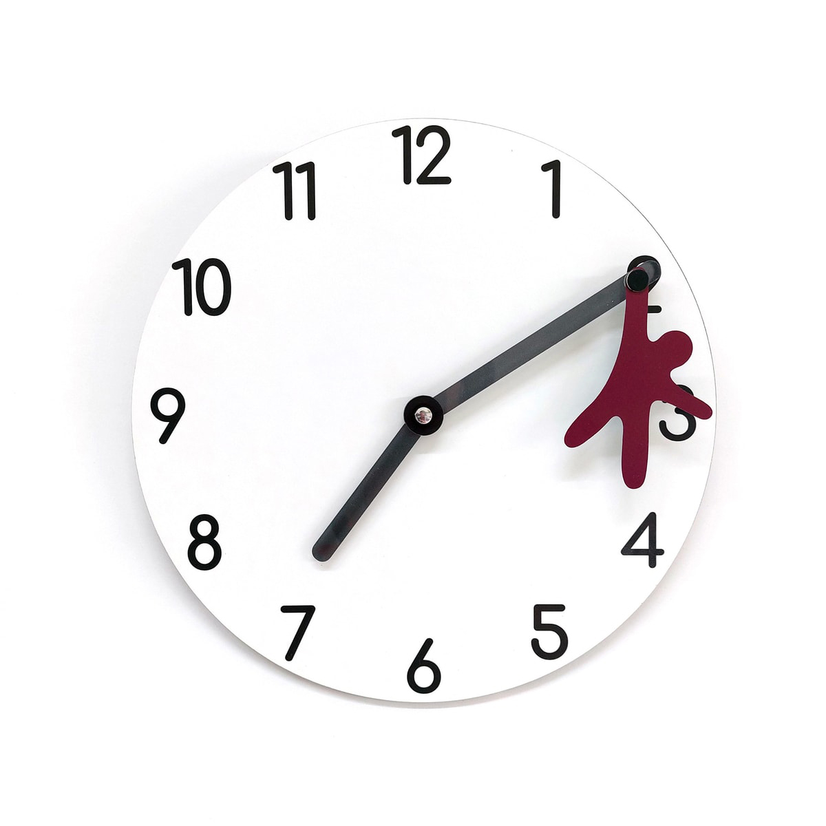 Yelkovandan Sallanan Adam Modern Tasarım Ahşap Duvar Saati